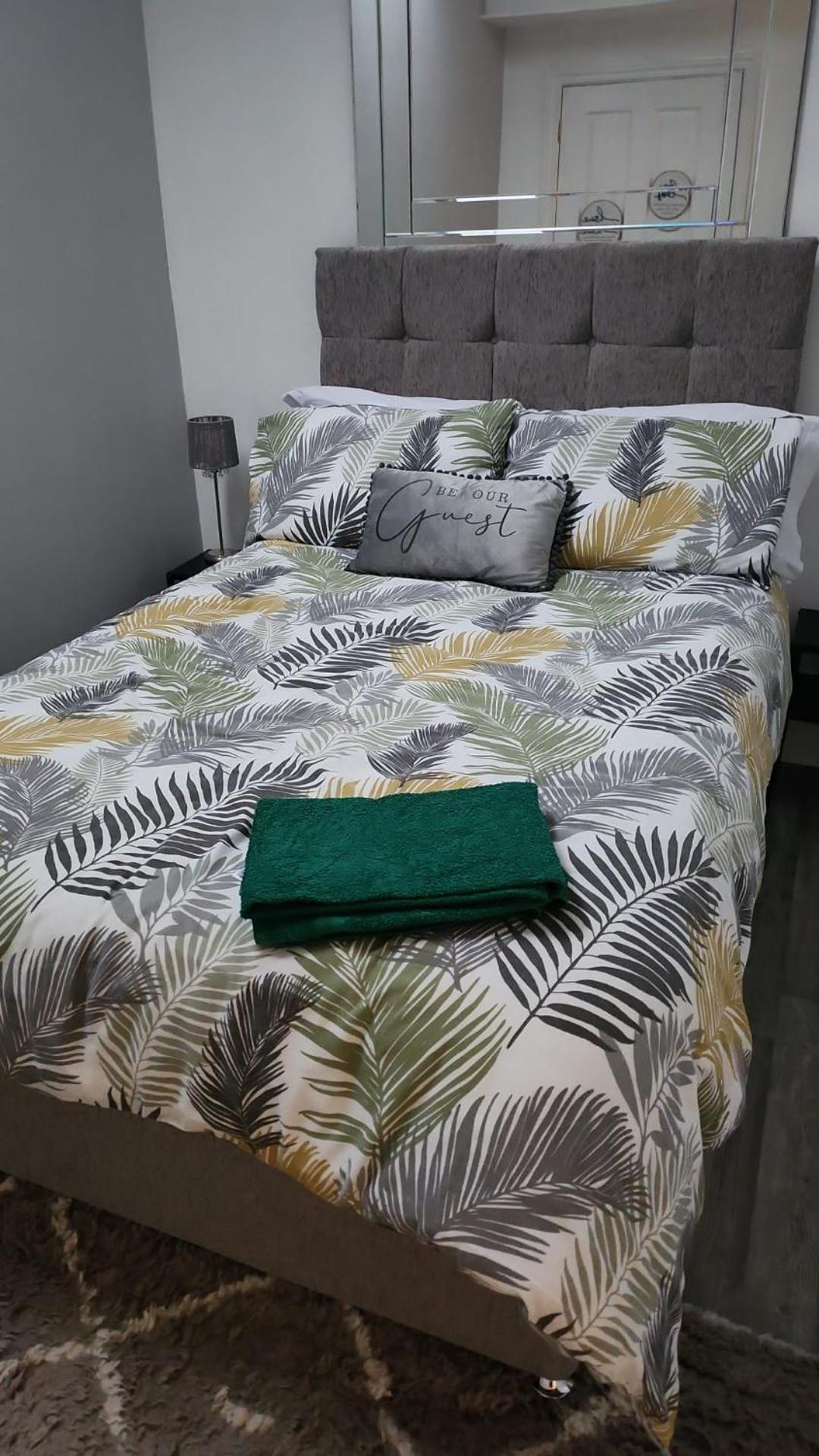 The Lighthouse Loft Apartment Whitehead Luaran gambar